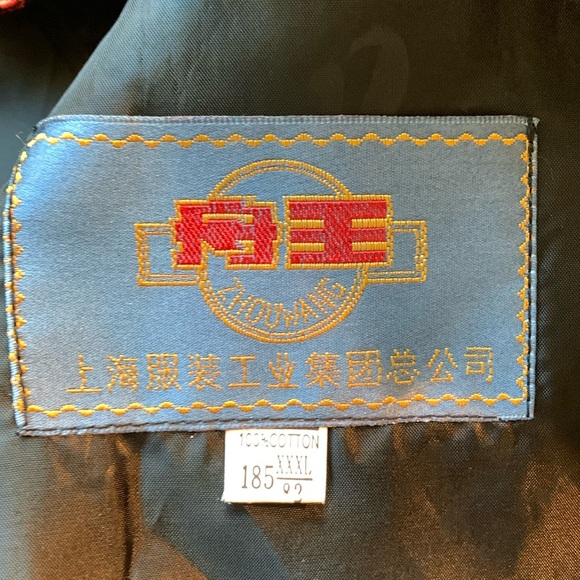 Silk jacket made and bought in China never worn - Picture 3 of 4